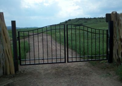 Gate